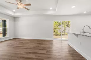 224 E Iris Ln, Defuniak Springs, FL 32433 - Photo 13