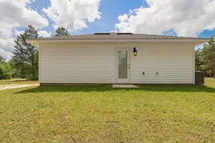 158 W Honeysuckle St, Defuniak Springs, FL 32433 - Photo 29