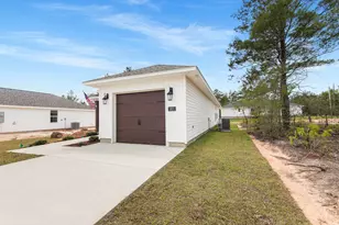 1671 Trout Dr, Defuniak Springs, FL 32433 - Photo 3