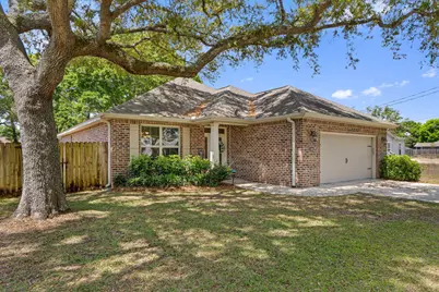 1560 Hickory Street, Niceville, FL 32578 - Photo 3