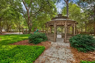 1004 Crooked Creek Cove, Niceville, FL 32578 - Photo 91