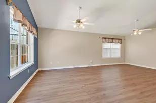 9454 Pine Lily Ct, Navarre, FL 32566 - Photo 11