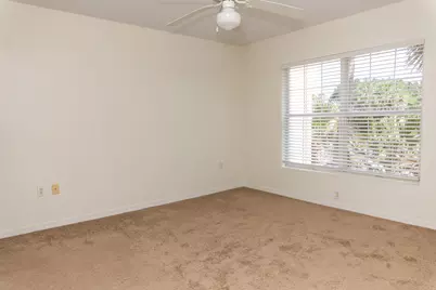 4270 Calinda Lane #APT  326, Niceville, FL 32578 - Photo 15