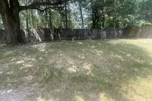 212 Lustan Dr, Crestview, FL 32536 - Photo 11