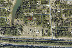 7 Clay Basket Ct, Defuniak Springs, FL 32433 - Photo 1