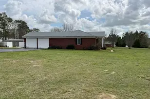 22 10 Lake Dr, Defuniak Springs, FL 32433 - Photo 7