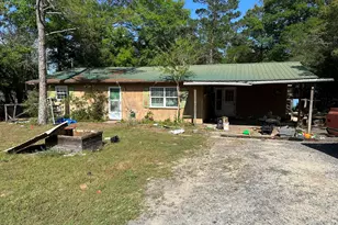 112 Pansy Ln, Defuniak Springs, FL 32433 - Photo 1