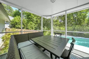 521 Maple Ave, Niceville, FL 32578 - Photo 29