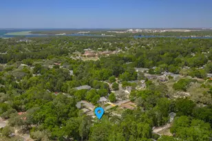 521 Maple Ave, Niceville, FL 32578 - Photo 49