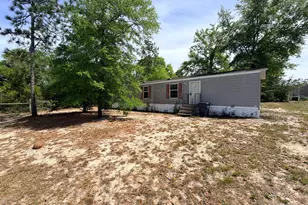 87 Pinetree Ln, Defuniak Springs, FL 32433 - Photo 1