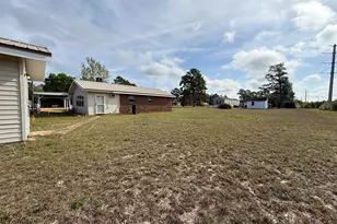 82 E Daisy Ln, Defuniak Springs, FL 32433 - Photo 17
