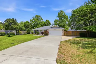 4213 Mainsail Dr, Niceville, FL 32578 - Photo 3
