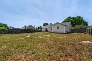 1220 Lexie Dr, Crestview, FL 32536 - Photo 47