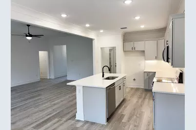 2701 Louis Circle, Crestview, FL 32536 - Photo 5