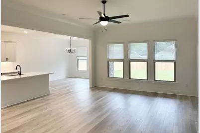 2701 Louis Circle, Crestview, FL 32536 - Photo 7