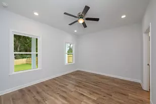 740 E Chestnut Ave, Crestview, FL 32539 - Photo 19