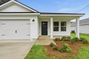 740 E Chestnut Ave, Crestview, FL 32539 - Photo 3