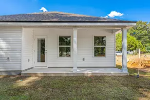 740 E Chestnut Ave, Crestview, FL 32539 - Photo 29