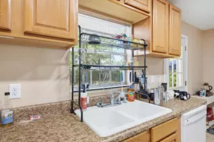 750 Mayflower Ave, Fort Walton Beach, FL 32547 - Photo 1