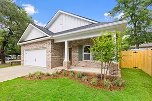 239 White St, Niceville, FL 32578 - Photo 3