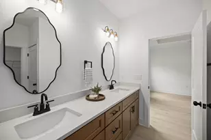 239 White St, Niceville, FL 32578 - Photo 29