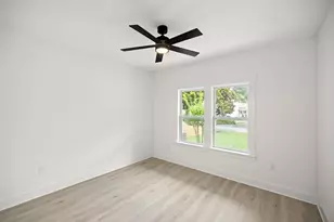 239 White St, Niceville, FL 32578 - Photo 33
