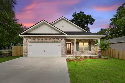 239 White Street, Niceville, FL 32578 - Photo 1