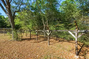 4249 Barlow Rd, Crestview, FL 32536 - Photo 35