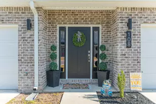 108 Pentecost Wy, Fort Walton Beach, FL 32547 - Photo 3