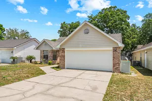 145 Wright Cir, Niceville, FL 32578 - Photo 5