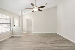 145 Wright Cir, Niceville, FL 32578 - Photo 7