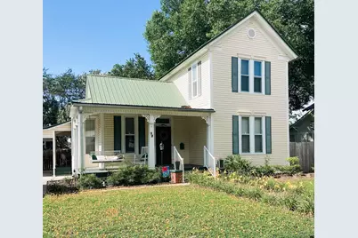98 E Live Oak Avenue, Defuniak Springs, FL 32435 - Photo 1