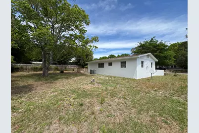 325 Avon Lane, Mary Esther, FL 32569 - Photo 5
