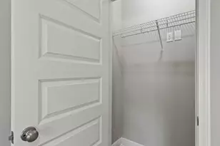 8302 Vickie St, Pensacola, FL 32514 - Photo 35