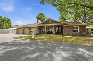 1223 Twin Bay Dr, Fort Walton Beach, FL 32547 - Photo 5