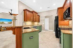 328 Chippewa Dr, Niceville, FL 32578 - Photo 13