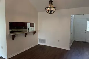 708 Putter Dr, Niceville, FL 32578 - Photo 7