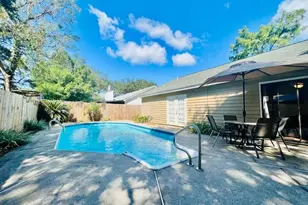 289 Honeysuckle Way, Niceville, FL 32578 - Photo 41