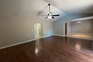 289 Honeysuckle Way, Niceville, FL 32578 - Photo 5