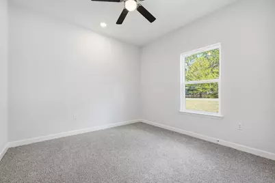 6138 Clover Street, Crestview, FL 32539 - Photo 15