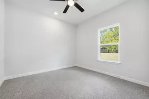 6138 Clover St, Crestview, FL 32539 - Photo 15
