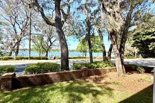 327 Grand Oaks Dr, Niceville, FL 32578 - Photo 73