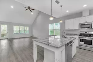 303 Key Lime Pl, Crestview, FL 32536 - Photo 9