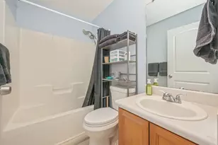 953 Pacific Silver Ct, Fort Walton Beach, FL 32547 - Photo 17
