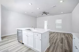 5673 Stellarjay St, Gulf Breeze, FL 32563 - Photo 7