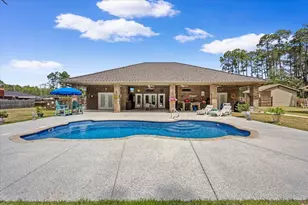 5923 Michael Dr, Milton, FL 32583 - Photo 3