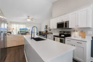 6042 Capitol Dr, Gulf Breeze, FL 32563 - Photo 1
