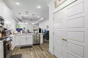 1571 Cedar St, Niceville, FL 32578 - Photo 9