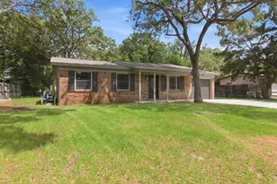 54 Berwick Cir, Shalimar, FL 32579 - Photo 3