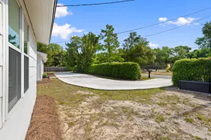 107 Water Oak St, Freeport, FL 32439 - Photo 9